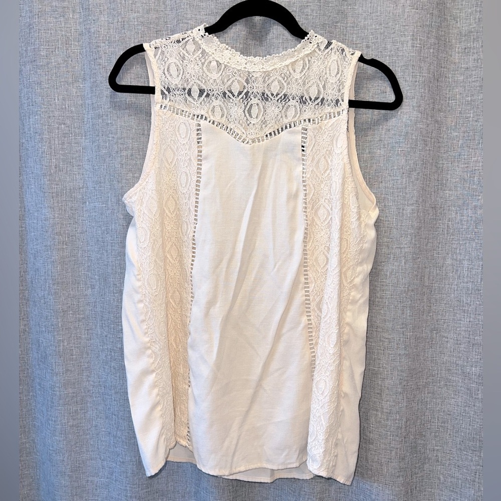Doe & Rae Women's Cream Lace Sleeveless Top | Large | Like New